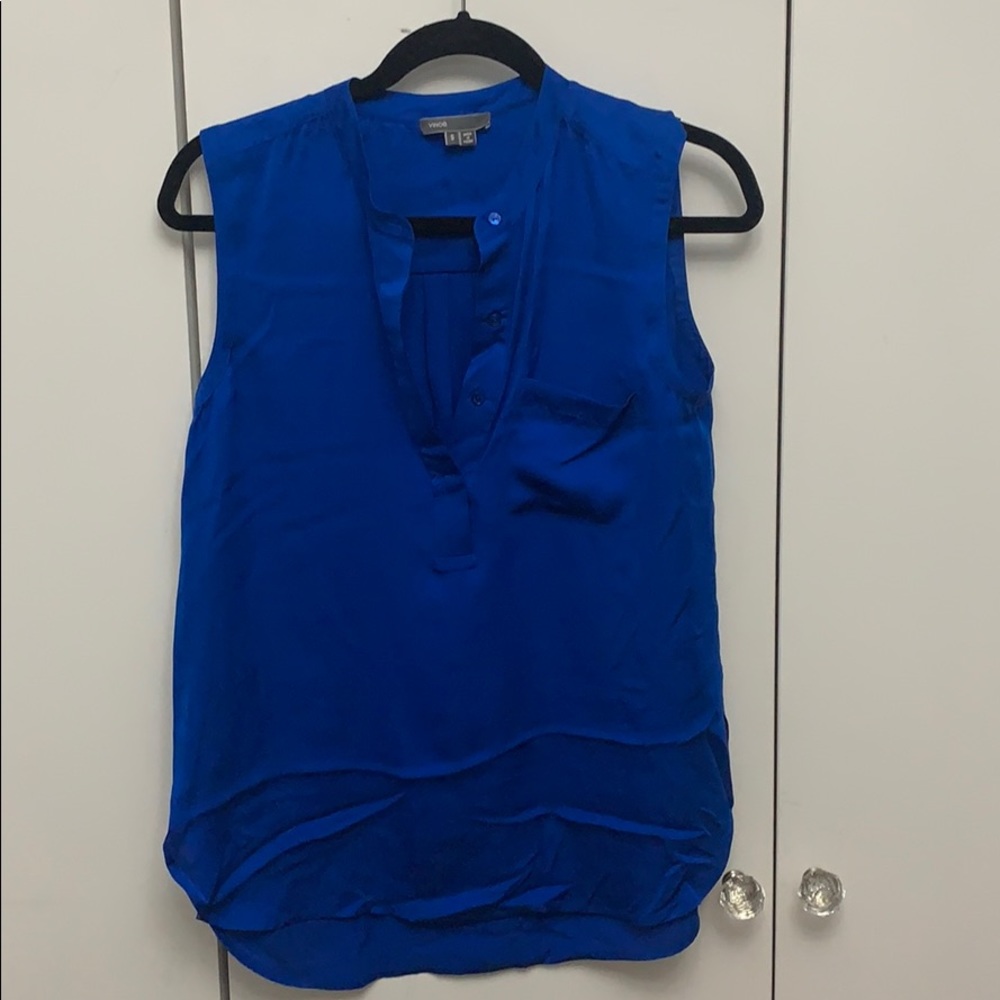 Vince blue silk sleeveless blouse